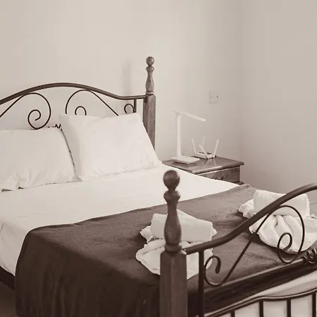 Nissi Cove 2 Bedroom Appartement
