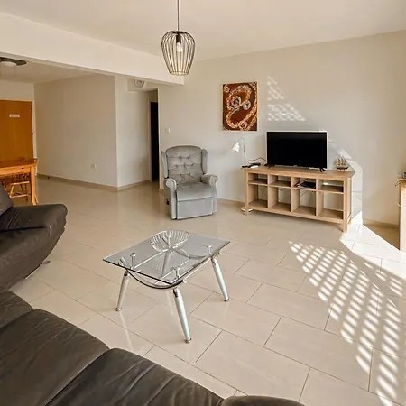 Nissi Cove 2 Bedroom * アヤナパ