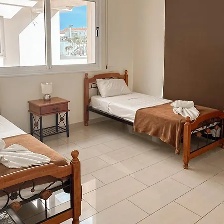 Nissi Cove 2 Bedroom アパート