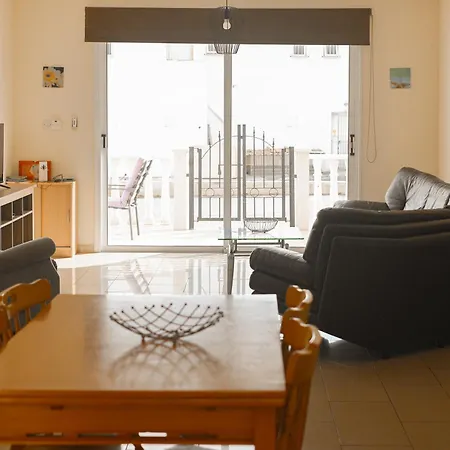 Nissi Cove 2 Bedroom *