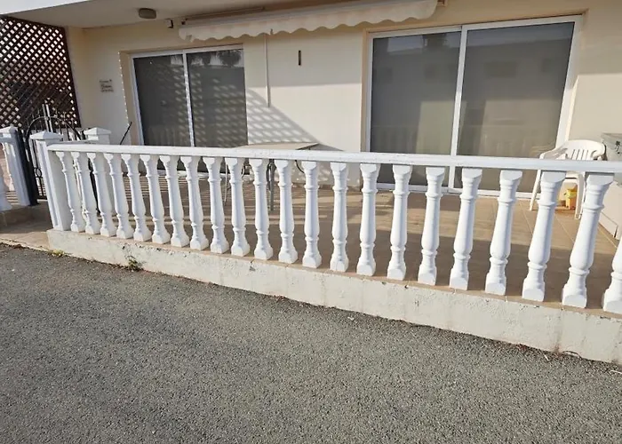 Nissi Cove 2 Bedroom Apartament *