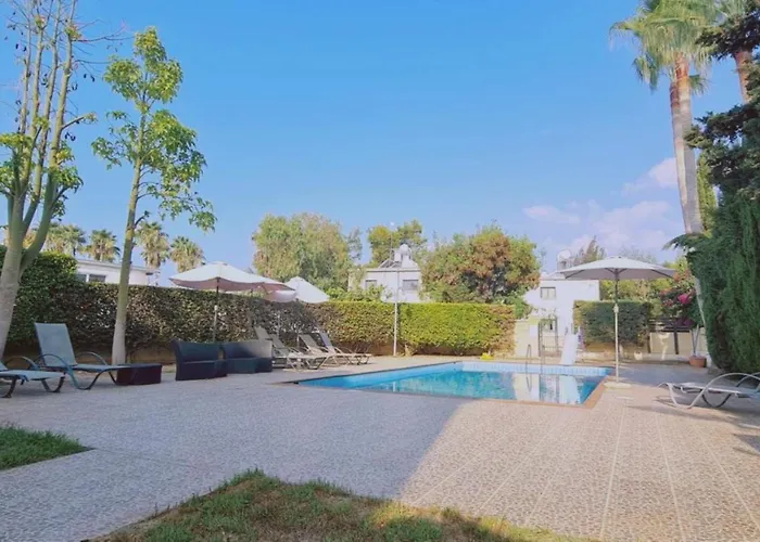 Nissi Cove 2 Bedroom * Ajia Napa