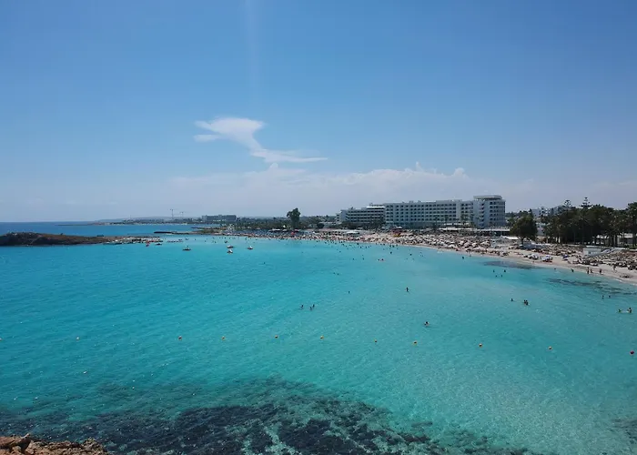 Nissi Cove 2 Bedroom Daire *