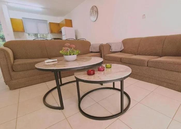 Nissi Cove 2 Bedroom Aya Napa