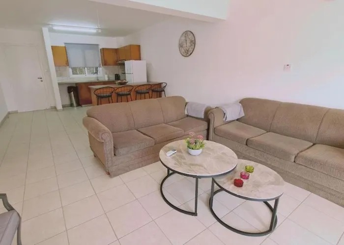 Nissi Cove 2 Bedroom *