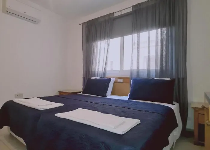 Nissi Cove 2 Bedroom Daire *